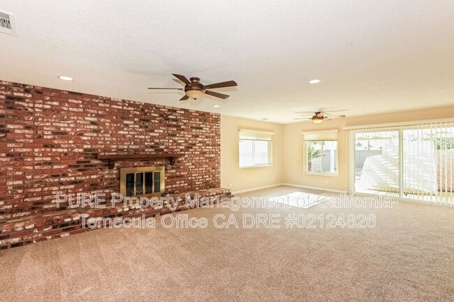 Building Photo - 26460 Spaniel Ln