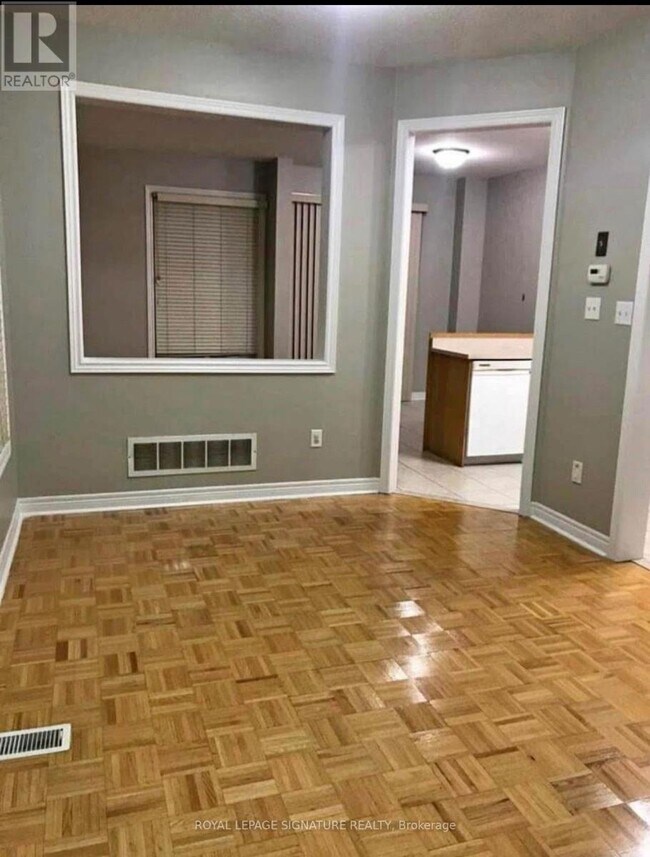 Building Photo - 25 Silent Pond Crescent