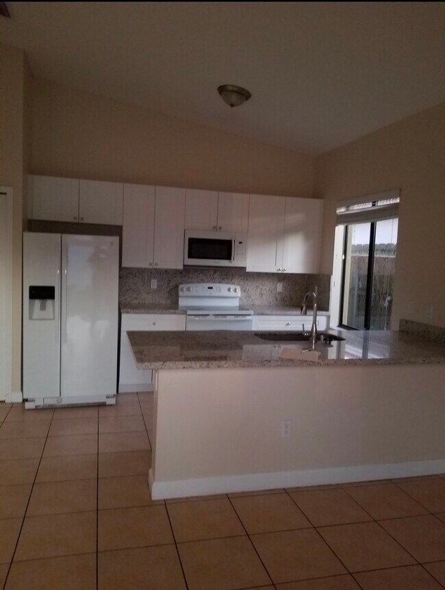 Building Photo - 22484 SW 109th Psge