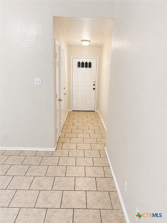 Foto del edificio - 2606 Timberline Dr
