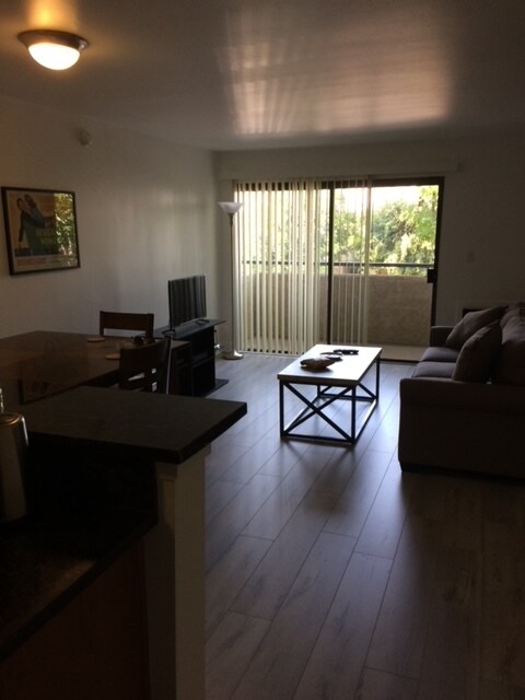 Foto del edificio - 10982 Roebling Ave