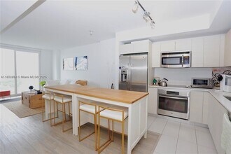 Building Photo - 4250 Biscayne Blvd