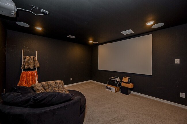 Building Photo - 21014 Vancherry Dr