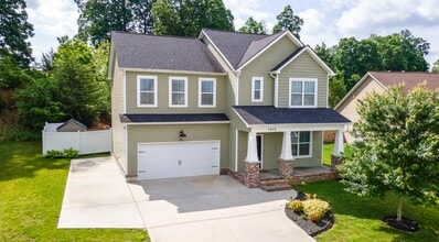 Building Photo - 1416 Madison Oaks Rd