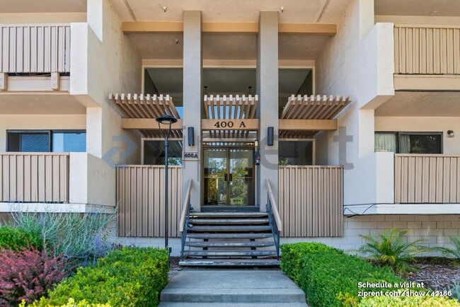Building Photo - 400 Ortega Ave