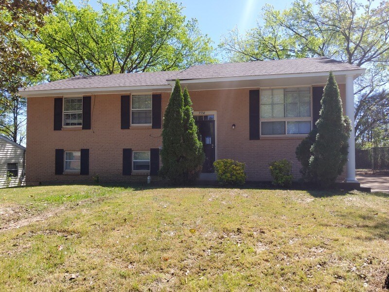 Foto principal - 3558 Merritt St