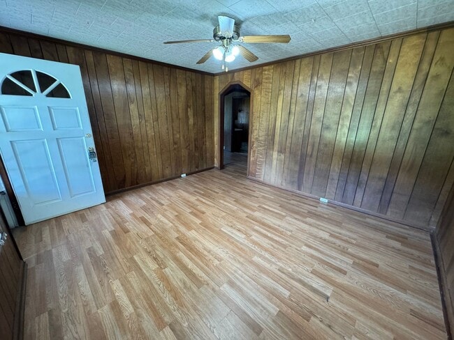 Foto del edificio - 3/1 House in Shannon Village $1050