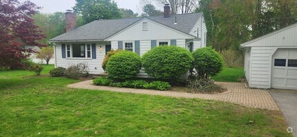 Building Photo - 441 First Parish Rd
