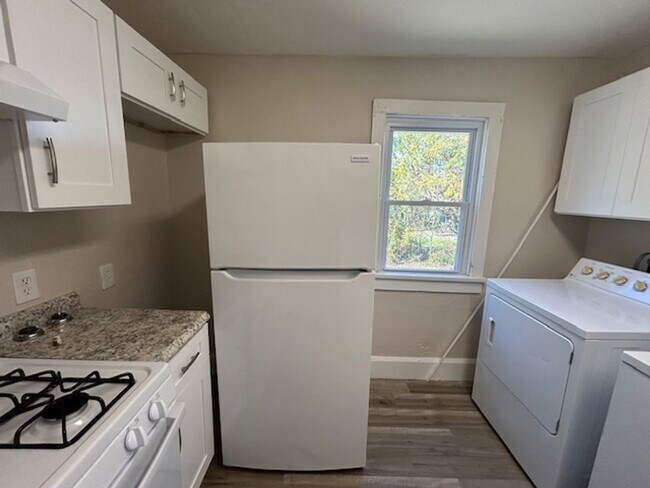 Building Photo - 362 Furnace St