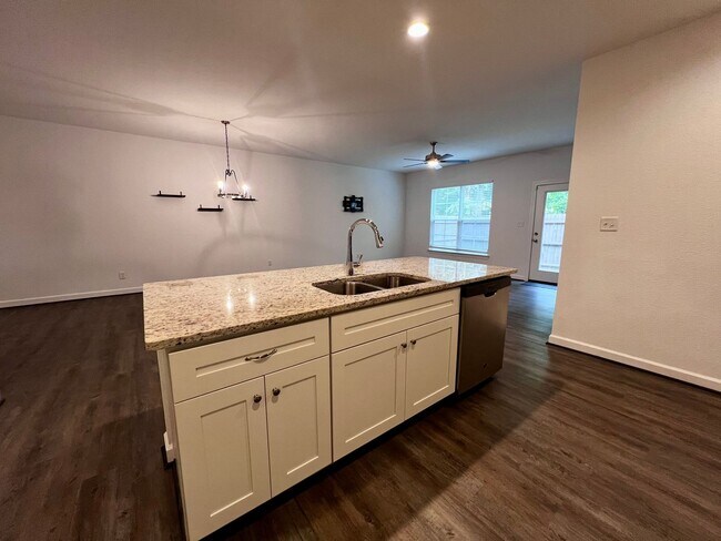 Building Photo - Welcome home to Coleman Farms