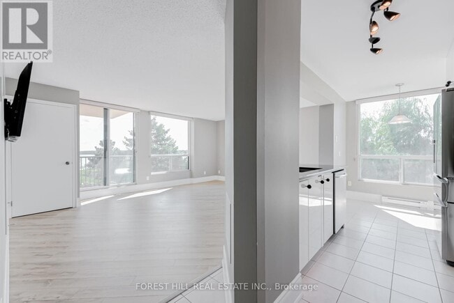 Photo du bâtiment - 75 Ellen St