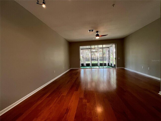 Building Photo - 6886 Sperone St