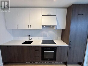 Building Photo - 1 Quarrington Lane