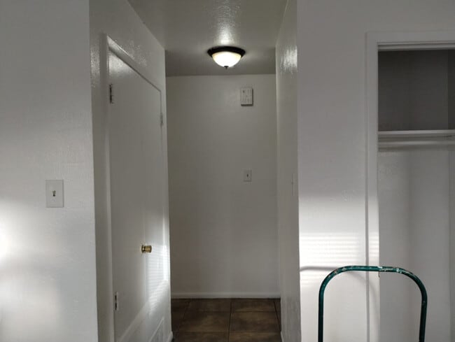 Building Photo - 12612 Copper Ave NE