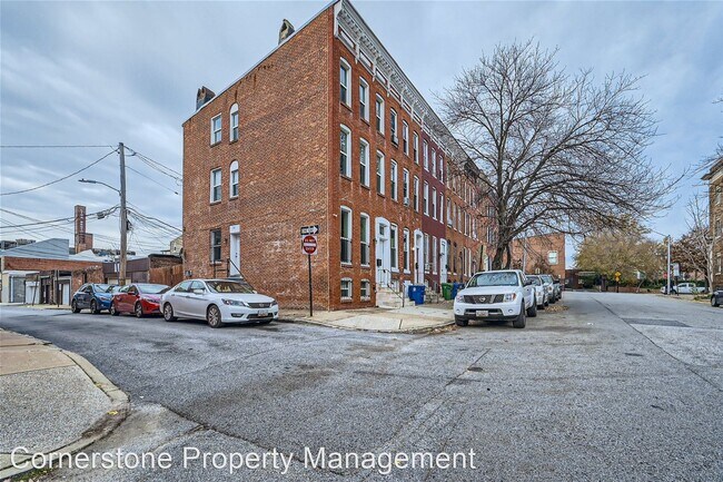Foto del edificio - 5 br, 3 bath House - 36 Parkin St
