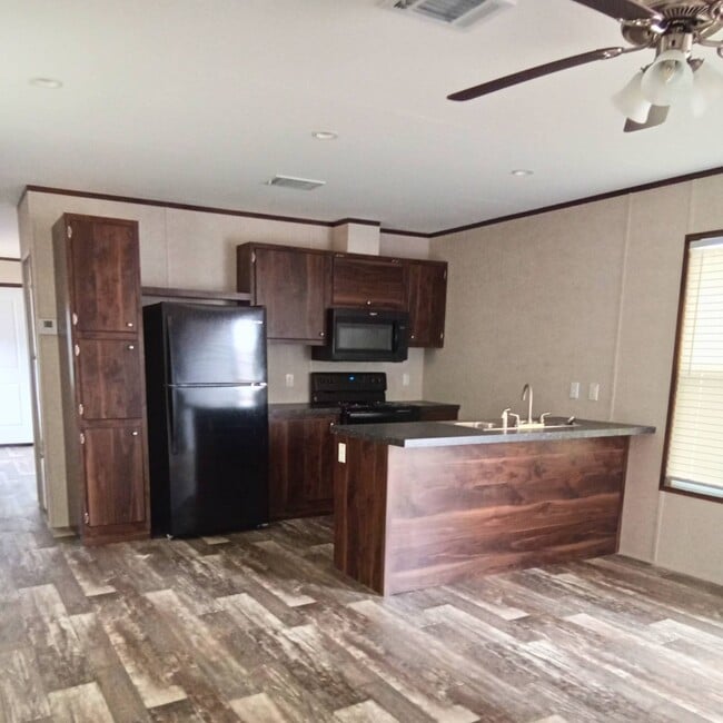 Foto del edificio - 4801 Goldfield Dr