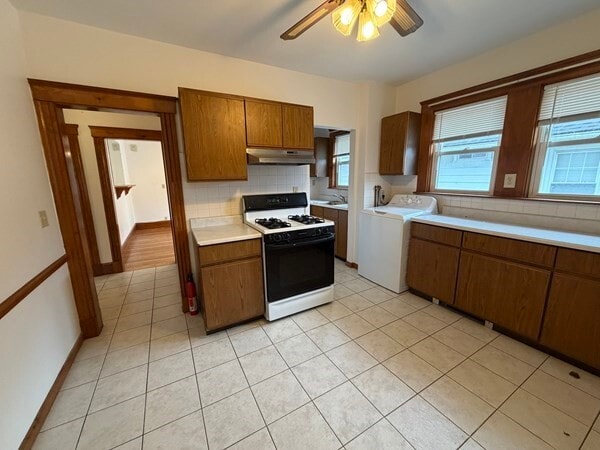 Cocina - 227 Riverside Ave