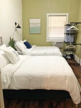 Building Photo - 236 Princeton Ave