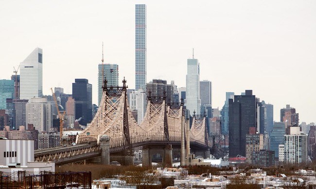 Foto del edificio - 4107 Crescent St