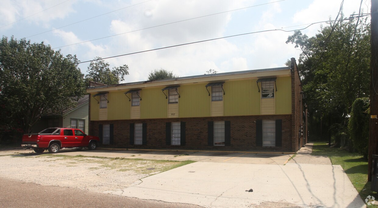 447 Steele Blvd, Baton Rouge, LA 70806 Apartments in Baton Rouge, LA