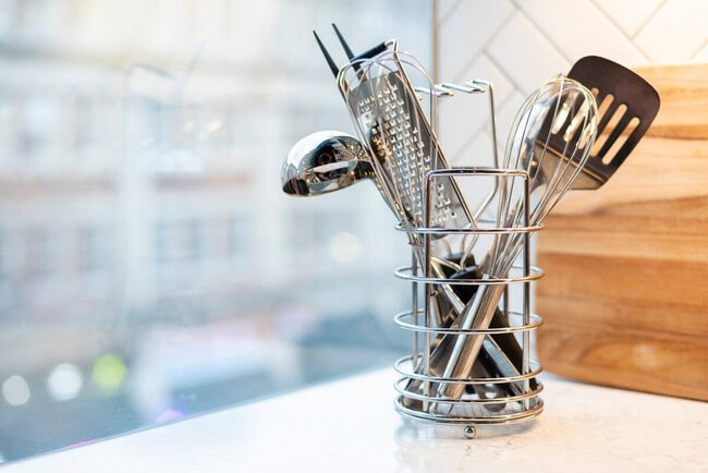 Foto del edificio - 350 East Ave