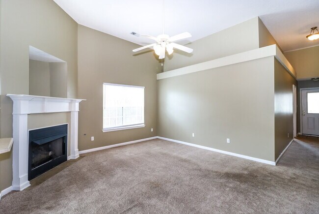 Foto del edificio - 2842 Misty Briar Cove