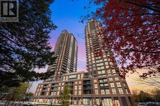 Building Photo - 3270 Sheppard Ave E