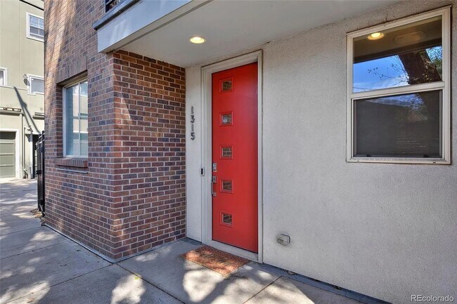 Foto del edificio - 1315 Jackson St