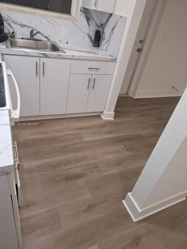 Building Photo - 1236 NW 4th Ave