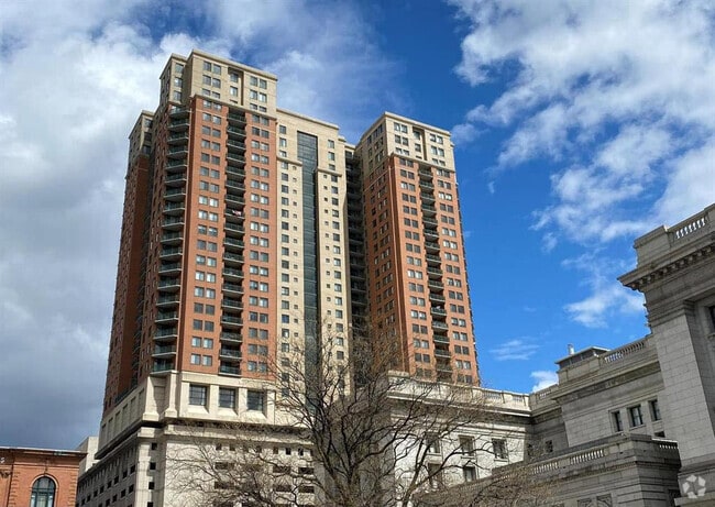 Building Photo - 414 Water St