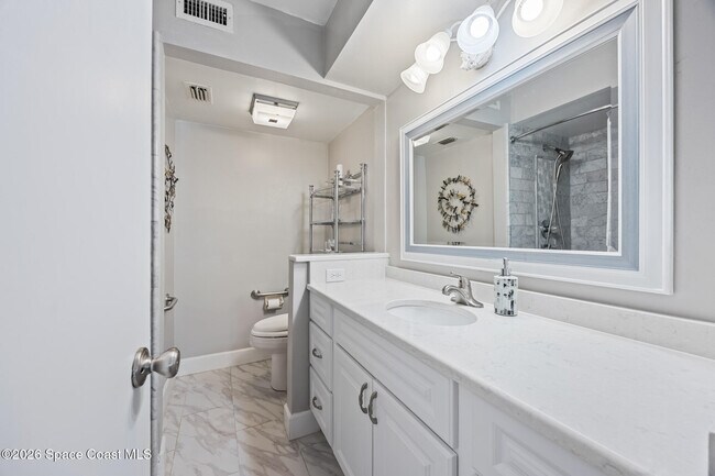 Foto del edificio - 7050 US-1