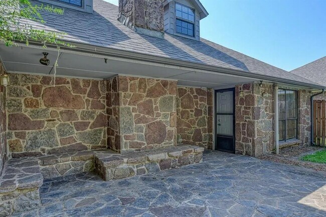 Foto del edificio - 3609 Hampton Ct