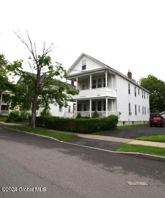 Primary Photo - 30 Sycamore St