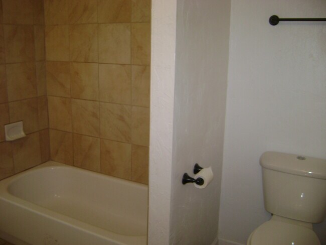 Foto del edificio - 412 NW 10th St