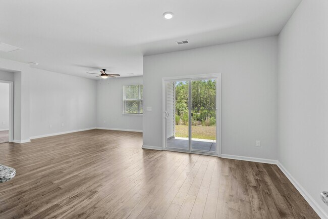 Foto del edificio - 2356 Blackthorn Dr