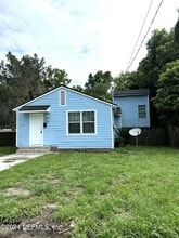 Building Photo - 3777 Lilly Rd N
