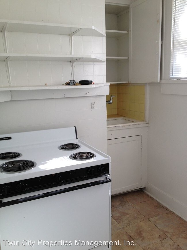 Building Photo - 1 br, 1 bath House - 206 A Preston