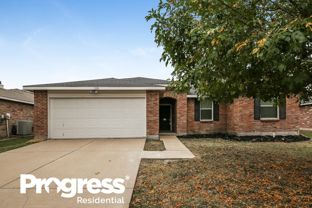 328 Indian Blanket Dr, Burleson, TX 76028 House Rental in Burleson