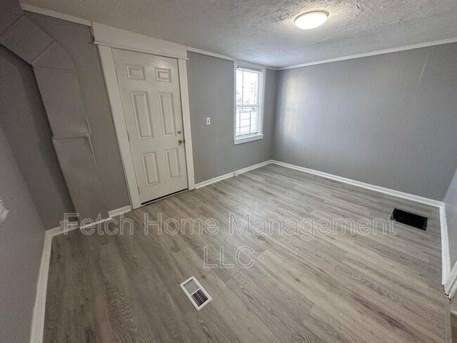 Building Photo - 344 Beaver St