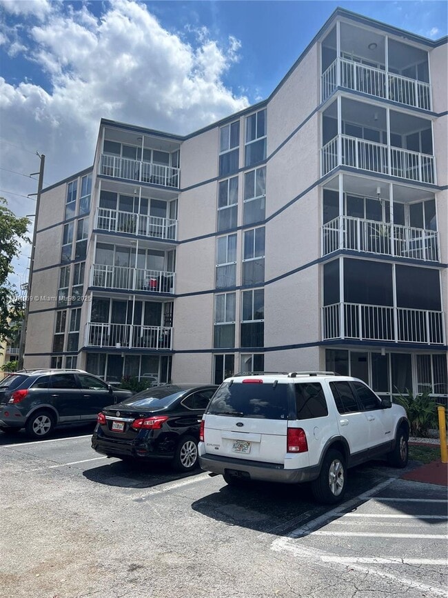 Building Photo - 7165 NW 186th St