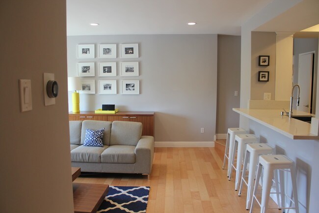 Living Room - 11820 Mayfield Ave