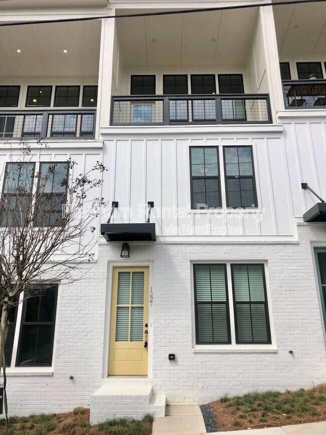 Foto del edificio - 1227 Cushenberry Ln