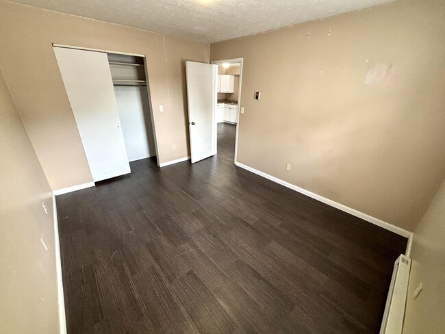 Building Photo - 1155 KY-3057