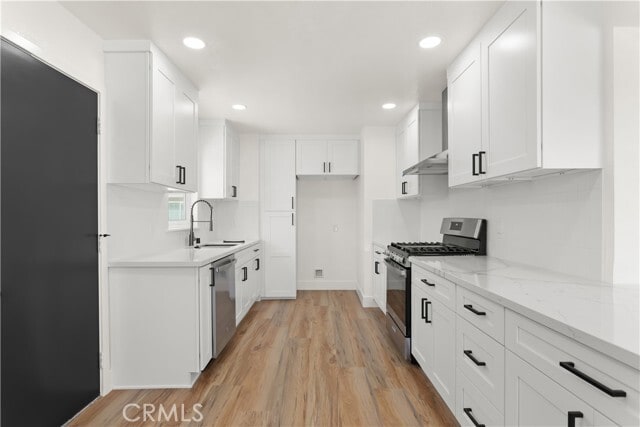 Building Photo - 18421 Patterson Ln