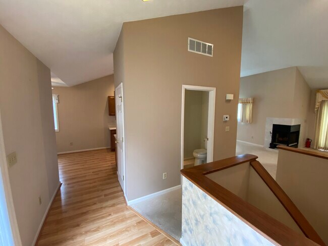 Foto del edificio - 9992 Shamrock Ln