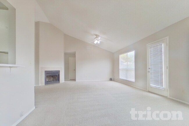 Foto del edificio - 9607 N 88th Dr