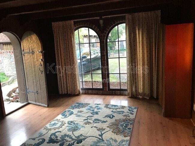 Foto del edificio - 50 Winslow Ave