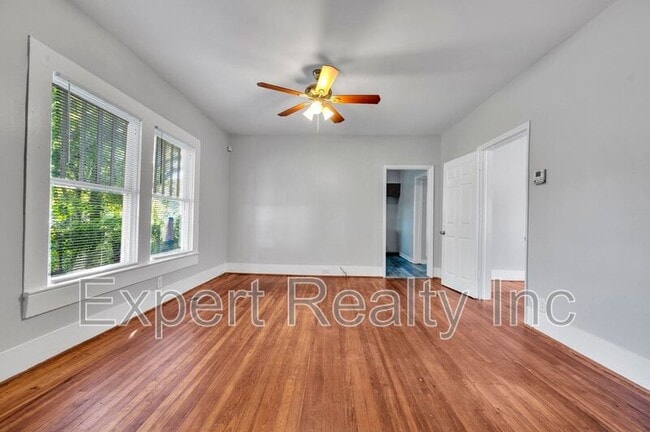 Building Photo - 2513 Ave J