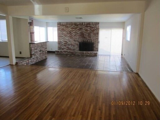 Building Photo - 16015 Celtic St
