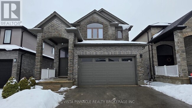 Building Photo - 2076 Gough Ave